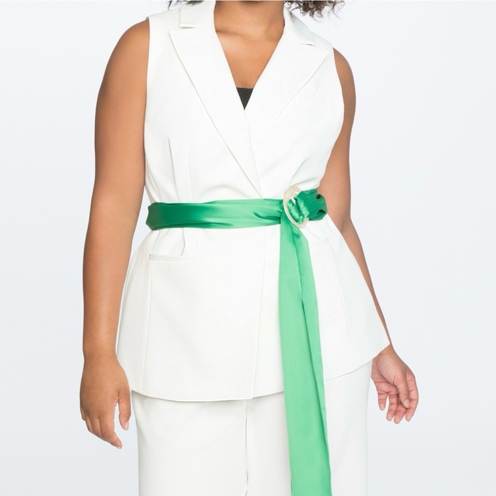 Eloquii Sleeveless Jacket Holiday Green and Winter White luscious glam look! EUC